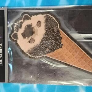 Hedgehogs Air Fresheners 3 Pack  Grape Scent  Brand New Sealed